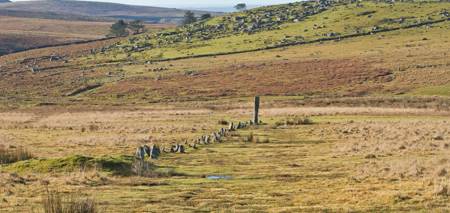 Drizzlecombe Stone Row, Dartmoor National Park